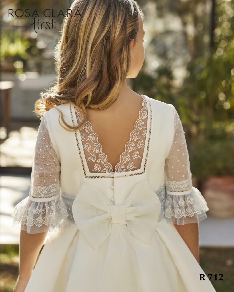 Vestidos de comunión con bordados
